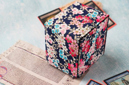 Geisha Kimono Deck box (Can fit 100+ cards) for EDH MTG Flesh and Blood Pokémon Vanguard Digimon One Piece
