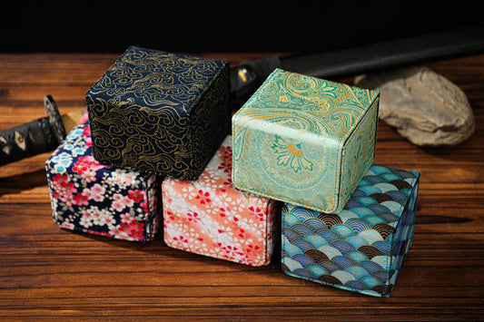 Geisha Sidewinder Deck box for Pokemon Lorcana MTG Duel Master Vanguard One Piece Union Arena Weiss Star Wars